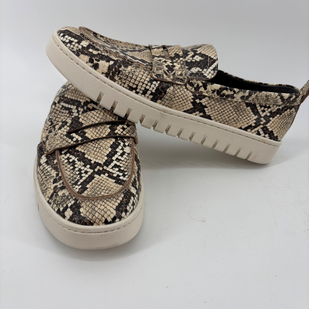 Vionic Uptown Loafer Womens 8 Cream Snakeskin Print Leather Orthotic Slip On